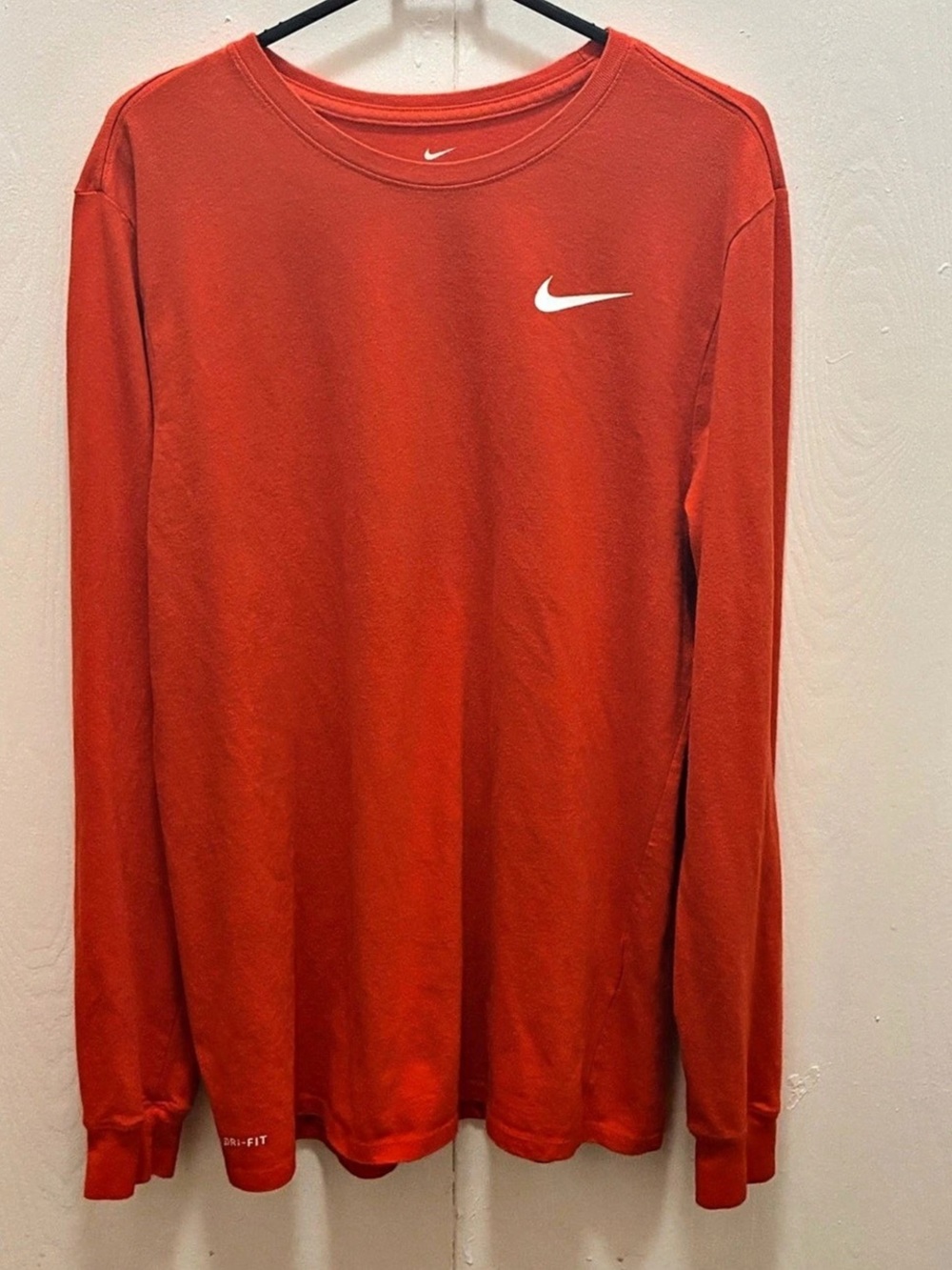 Nike Dri-Fit Orange Long Sleeve Graphic T-Shirt - Size Large Athletic Cut